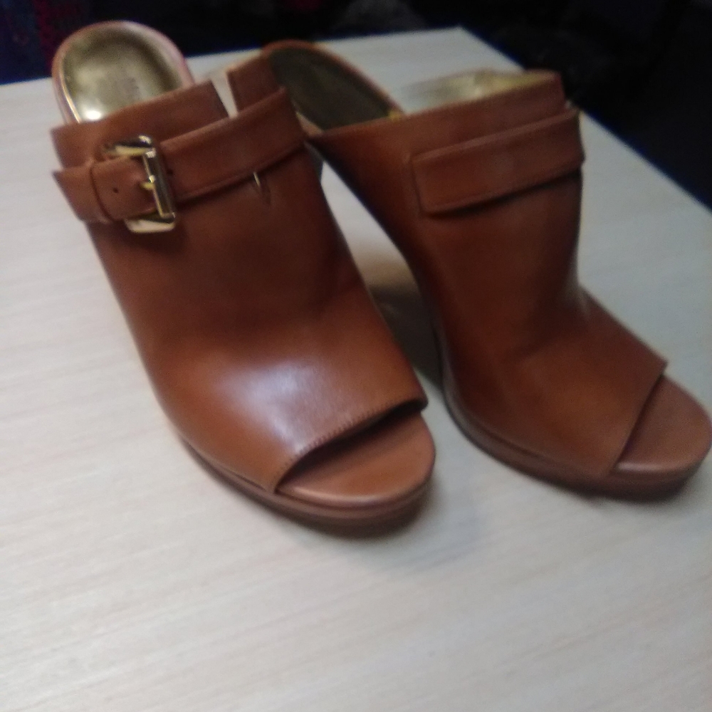 Michael Kors heels 8.5